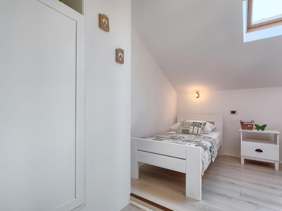 Apartment Sani-2 By Interhome Pjescana Uvala Εξωτερικό φωτογραφία